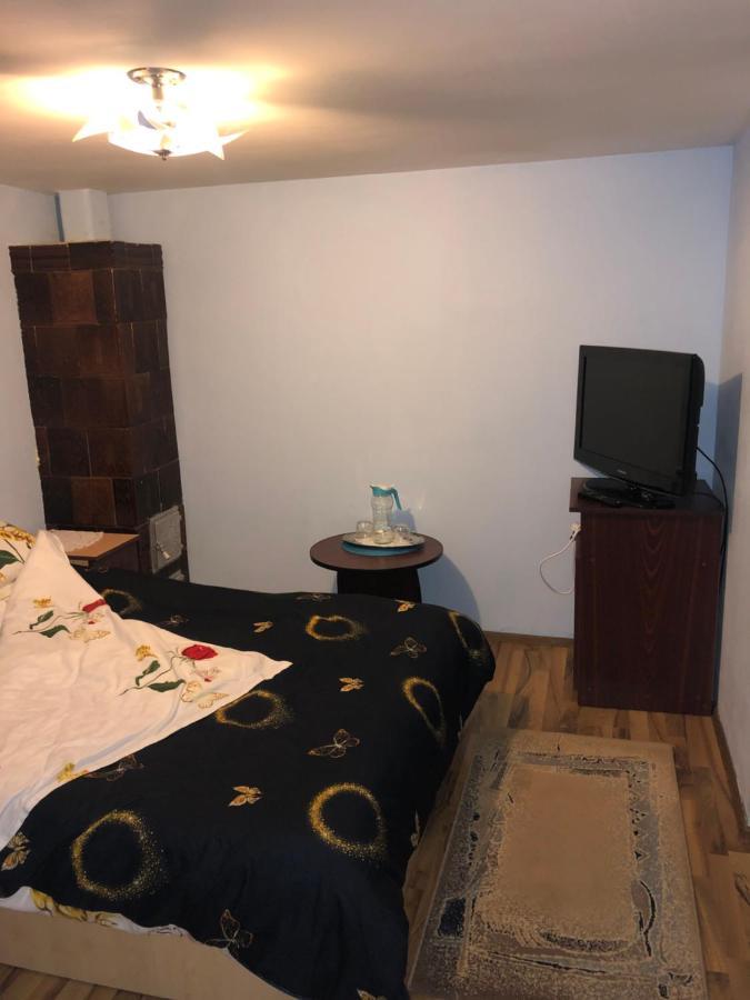 Casuta Bunicilor Isverna Hotel Екстериор снимка